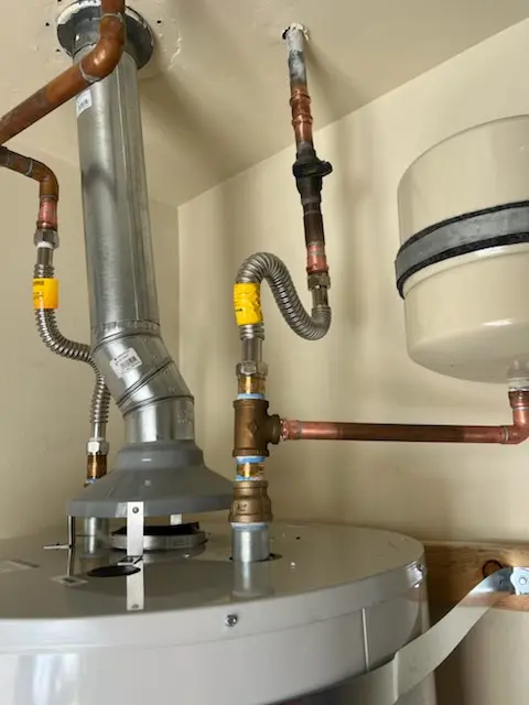 Water heater installation and plumbing repair in Chesapeake Landing